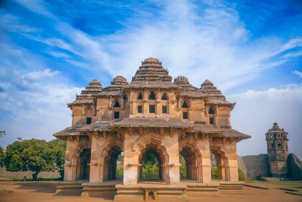 Discover the Majestic Temples of South India and Their Dravidian Splendour